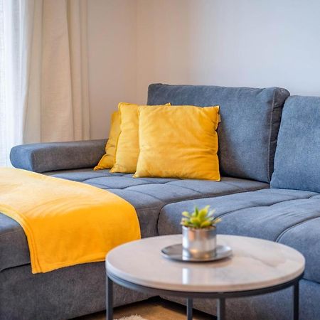 Myflat Coral Beach Apartment Siófok Exteriör bild