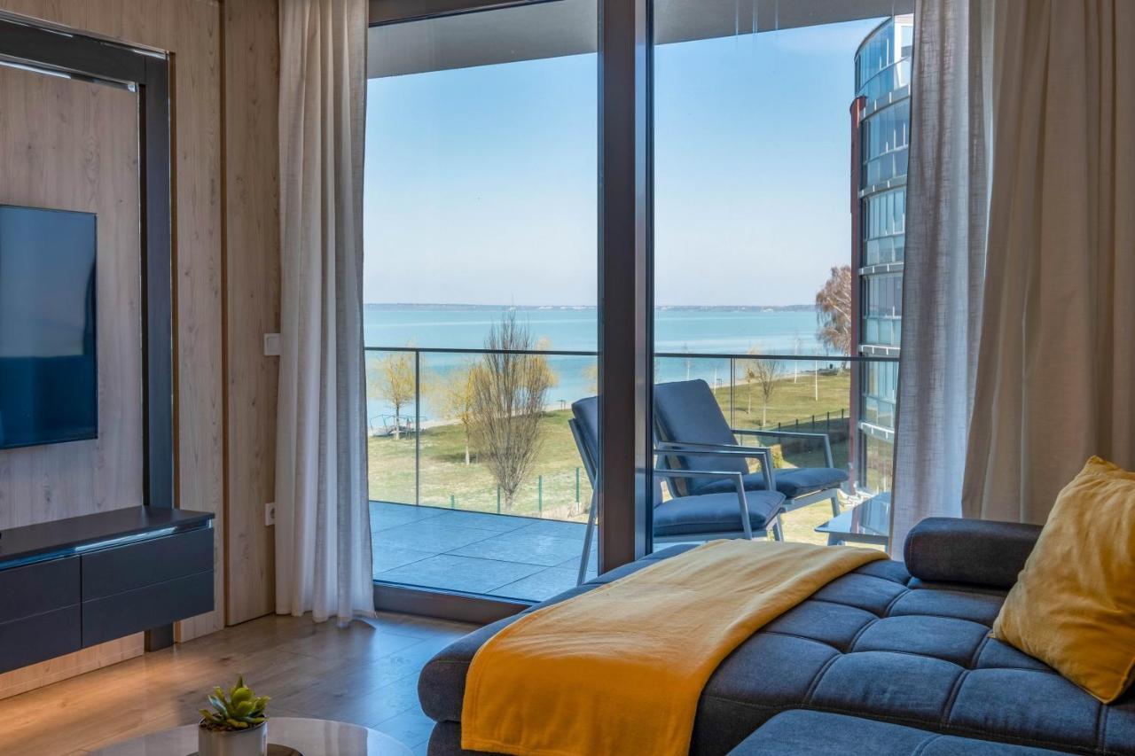 Myflat Coral Beach Apartment Siófok Exteriör bild